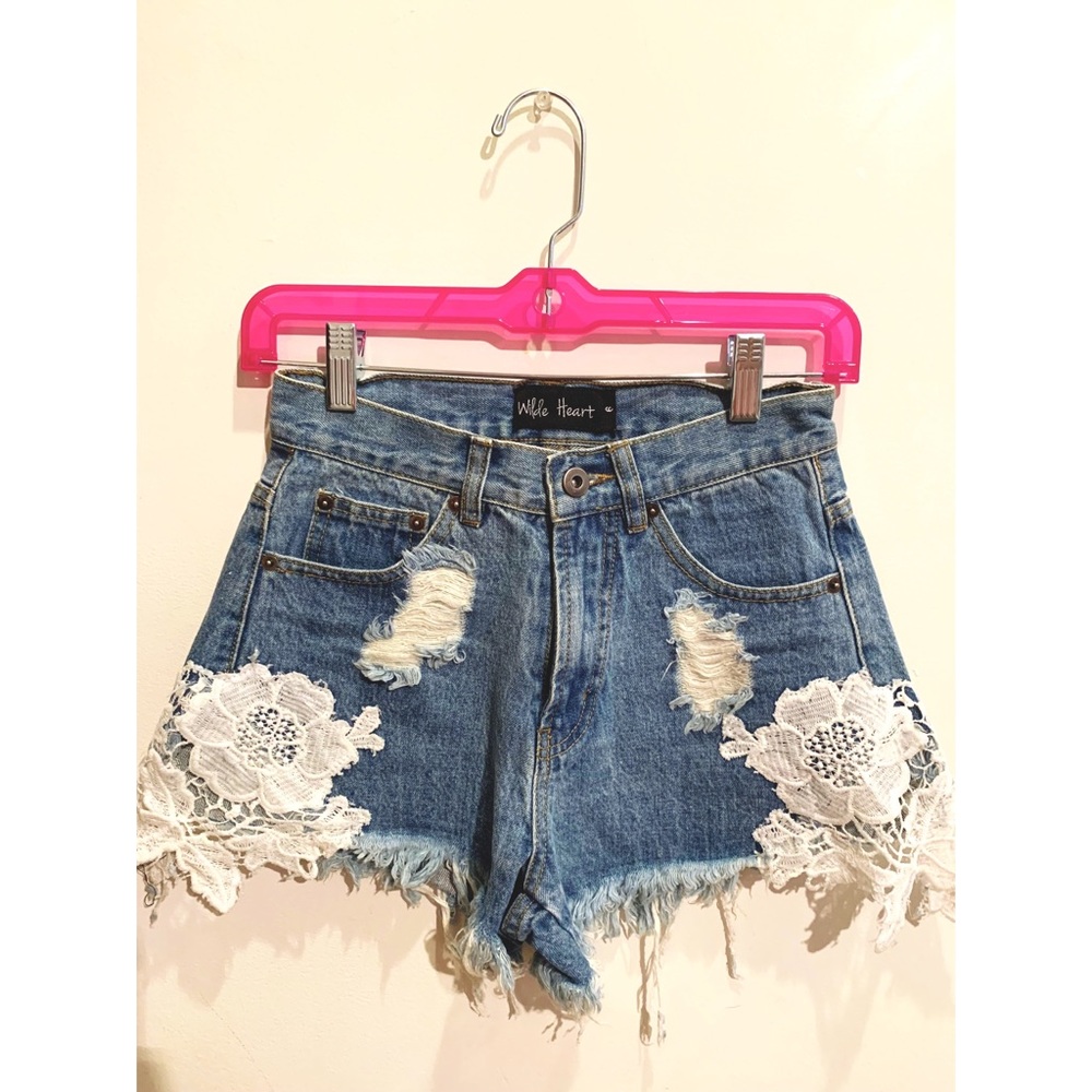 Born To Be Chic | denim shorts